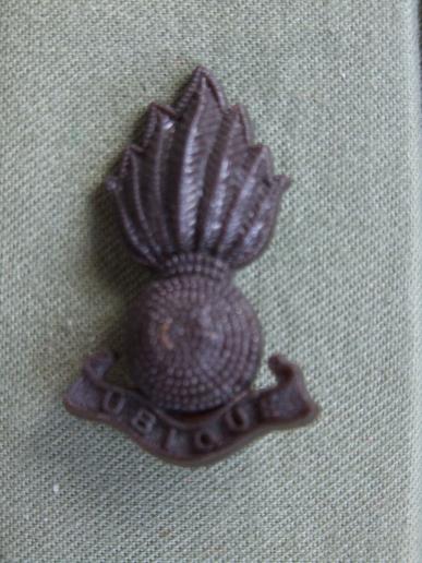 British Army Royal Artillery WW2 Economy Cap Badge