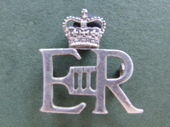 British Army EIIR Royal Cypher Badge