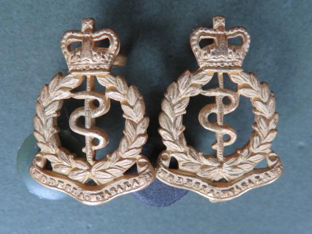 Rhodesia & Nyasaland Medical Corps Collar Badges