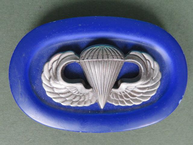 USA Basic Parachute Wings with 1950's  Metal Backing Oval