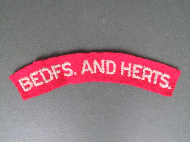 British Army WW2 The Bedfordshire And Hertfordshire Regiment Shoulder Title