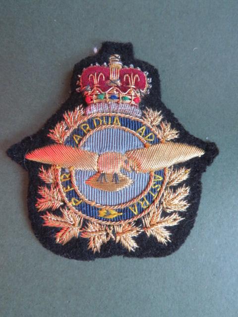 Canada Royal Canadian Air Force Officers Hat Badge
