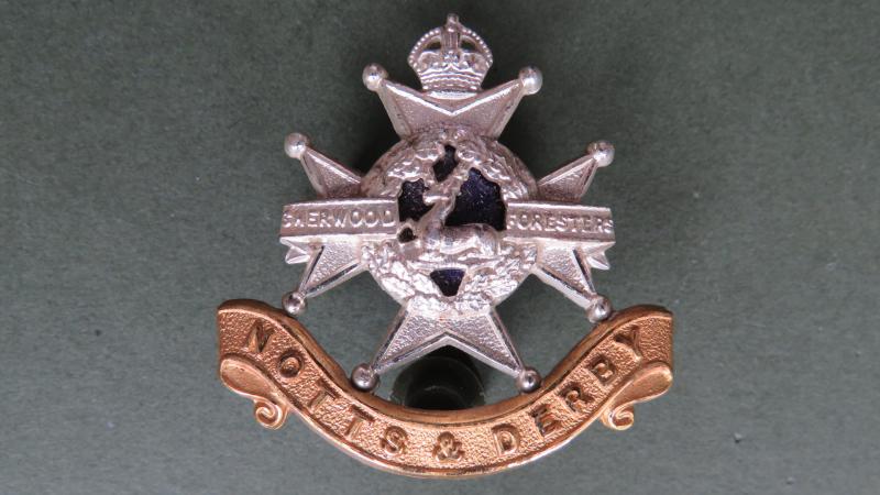 British Army Pre 1953 The Sherwood Foresters (Nottinghamshire & Derbyshire Regiment) Officers' Cap Badge
