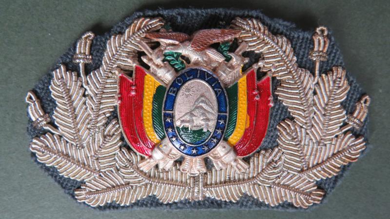 Bolivia Army Officers' Cap Badge