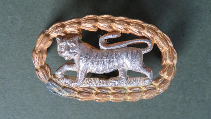 British Army The Leicestershire Regiment Officers Collar Badge