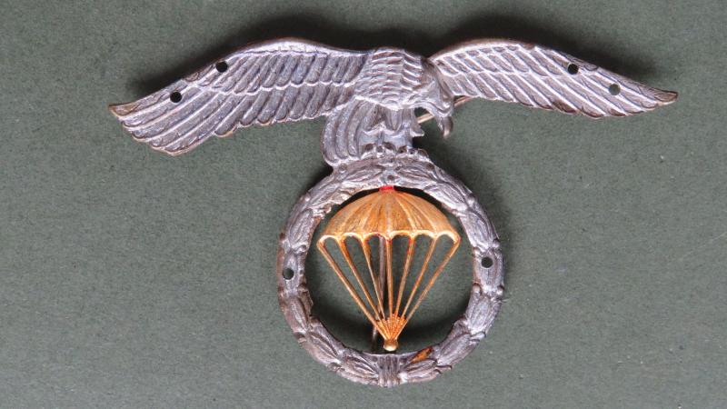 Spain Army Post 1986 Airborne Brigade Beret Badge