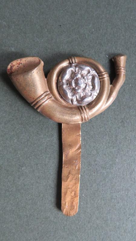 British Army The King's Own Yorkshire Light Infantry Post 1938 Cap Badge