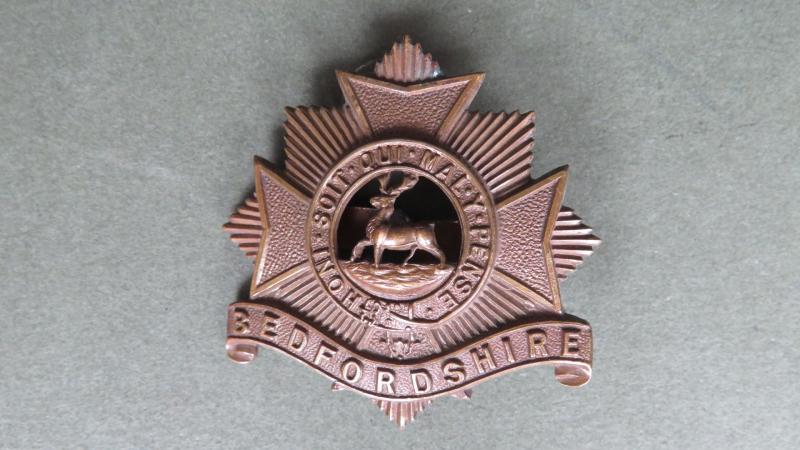 British Army The Bedfordshire Regiment Officers Service Dress Cap Badge