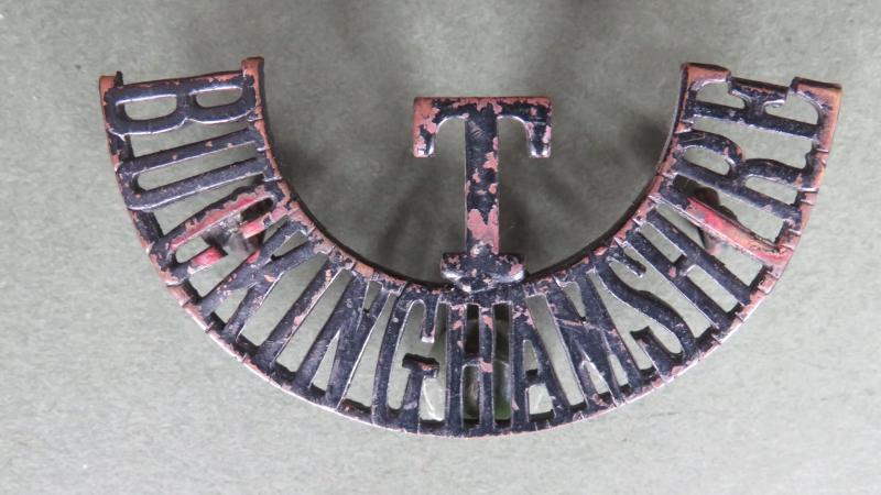British Army Post WW1 Territorial Battalion, The Buckinghamshire Regiment Shoulder Title