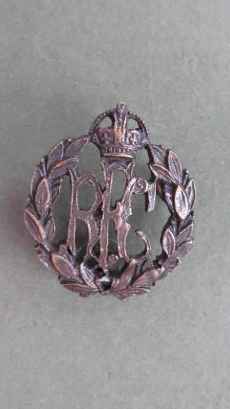British Army WW1 Royal Flying Corps Officers Service Dress Collar Badge