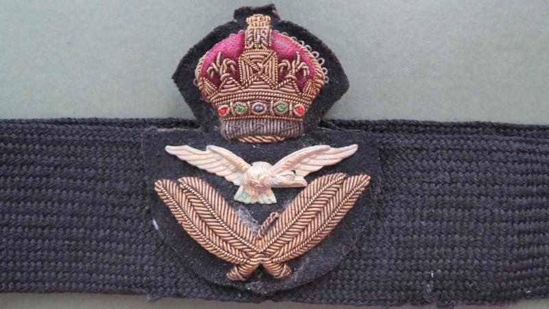 Royal Air Force Pre 1953 Officers Service Cap Badge & Hat Band