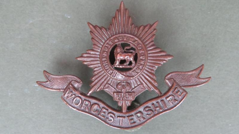 British Army The Worcestershire Regiment Officers' Service Dress Cap Badge