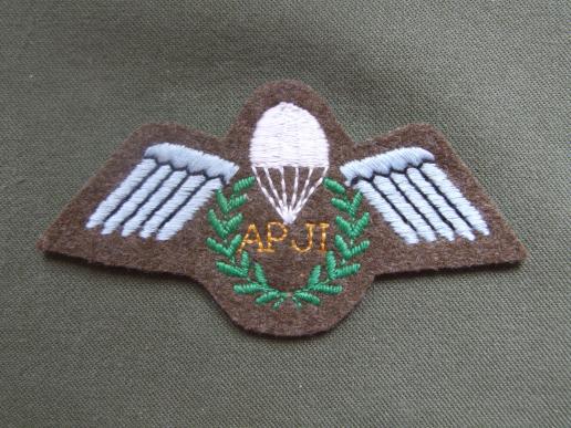 Great Britain Army Assistant Parachute Jump Instructor Parachute Wings