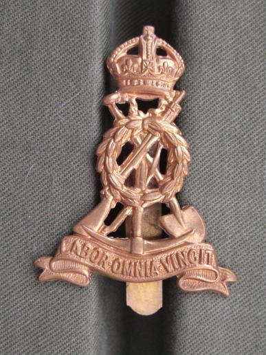 British Army Royal Pioneer Corps Cap Badge