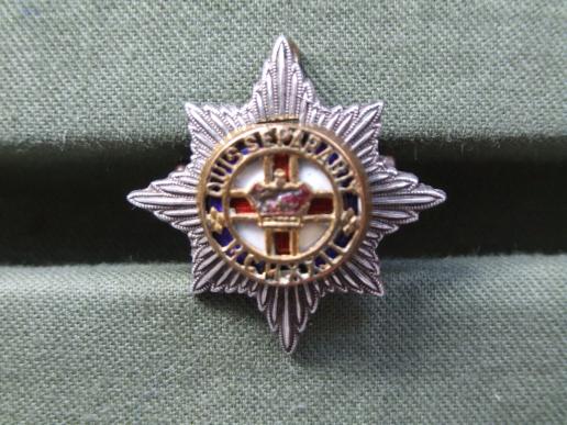 British Army 4th/7th Royal Dragoon Guards Officers Collar Badge 