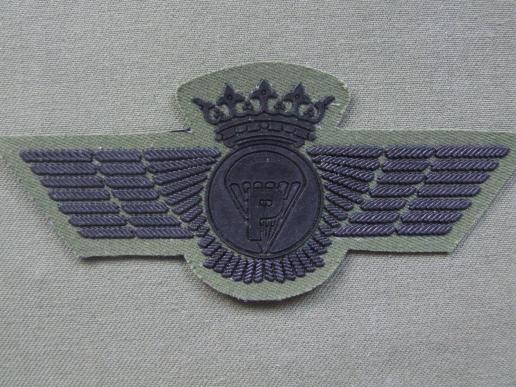 Spain Pre 1977 Parachute Rigger Combat Dress Wings