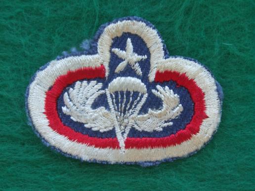 USA Army 11th Airborne Division HQ Senior Parachute Wings Oval 
