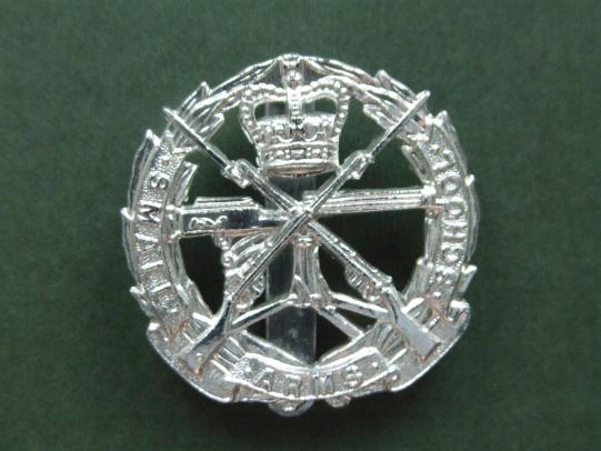 British Army Small Arms School Corps Cap Badge