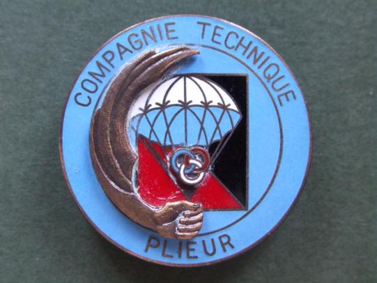 France Company Technique PILEUR OUVERTURE Retardee Pocket Crest