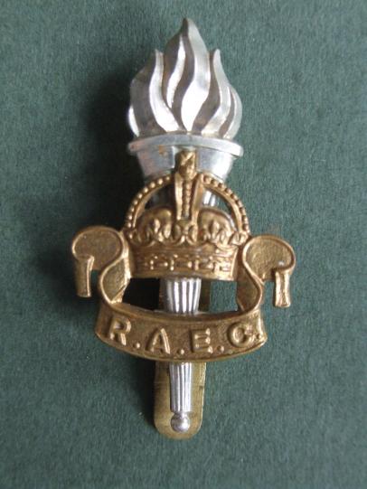 British Army Royal Army Education Corps Cap Badge