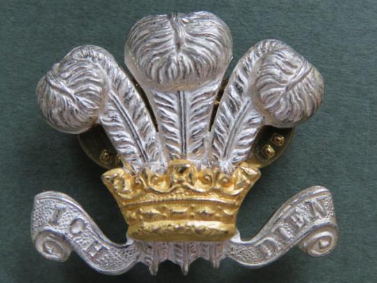 British Army The King's Royal Hussars No1 Dress Collar Badge