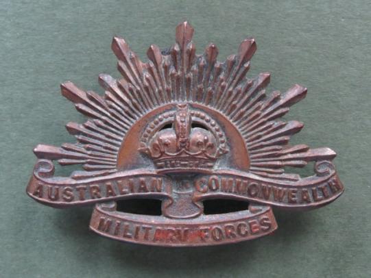 Australia King's Crown Slouch Hat Badge