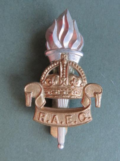 British Army Royal Army Education Corps Cap Badge