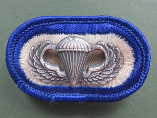 USA Army Basic Parachute Wings & 34th Quartermaster Company (Airborne) Oval