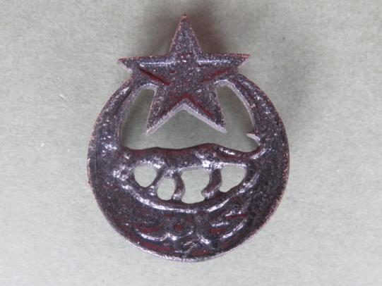 Pakistan / India Un-known Headdress Badge