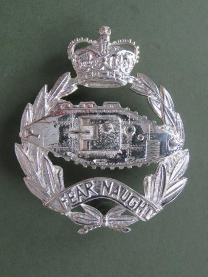 British Army The 4th Royal Tank Regiment Bandsman / Piper's Glengarry Badge