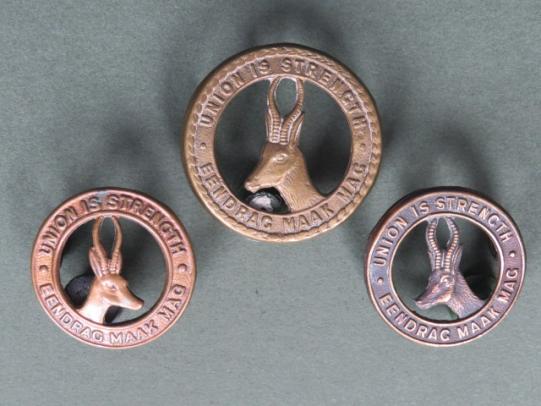 South Africa Army Union Defence Force General Service Cap & Collar Badges