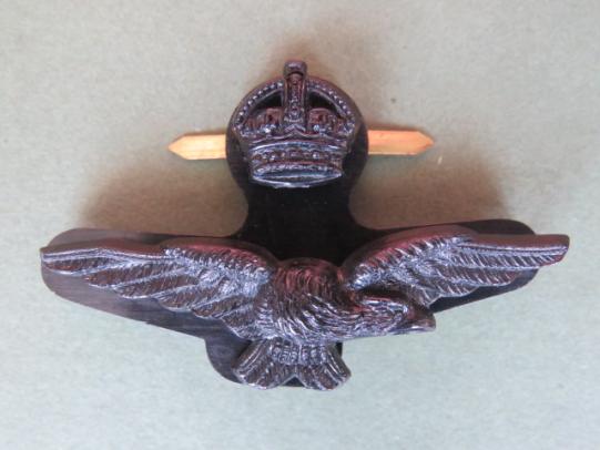 Royal Air Force WW2 Officer's Economy Side Cap Badge