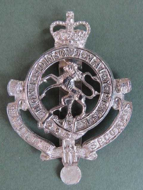 Canada The Governor General's Horse Guard (Royal Canadian Armoured Corps) Cap Badge