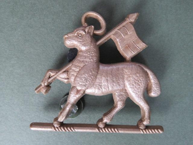 British Army The Queen's Royal Regiment WW2 Economy Plastic Cap Badge