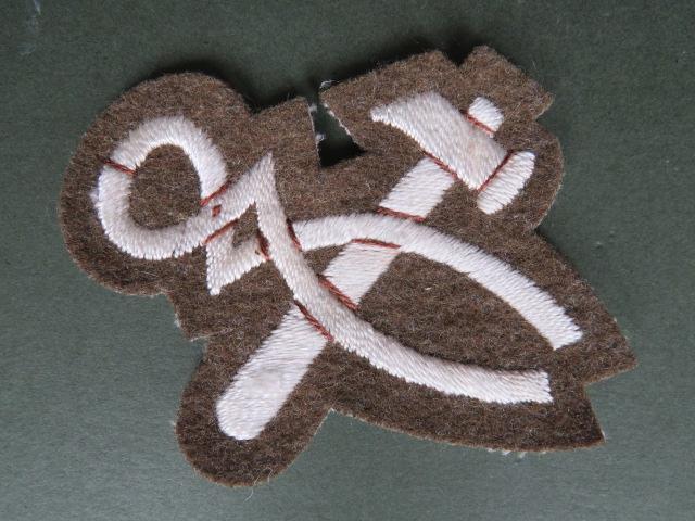 British Army Royal Electrical Mechanical Engineers (R.E.M.E) Artificer Badge