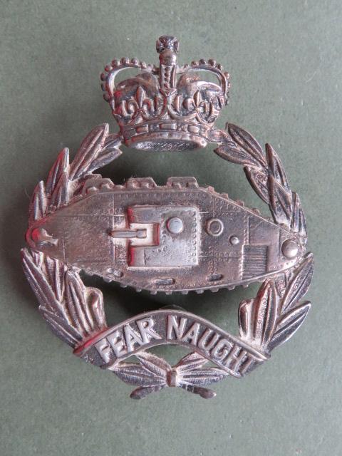 British Army The 4th Royal Tank Regiment Bandsman / Piper's Glengarry Badge